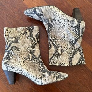 NEW Free People Women Snake Reptile Pattern Ankle Pull On Heel Boots